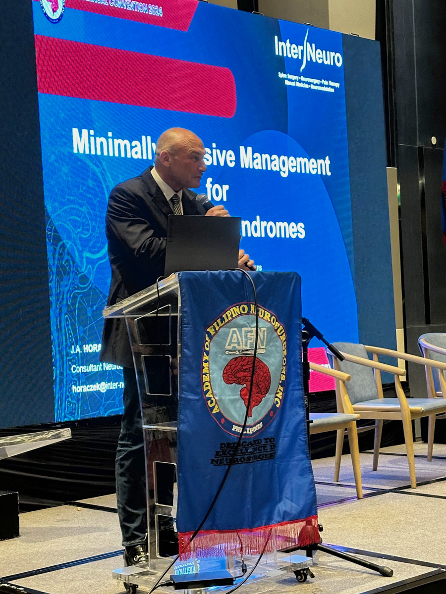 Dr. Horacze hält Vortrag in Manila
